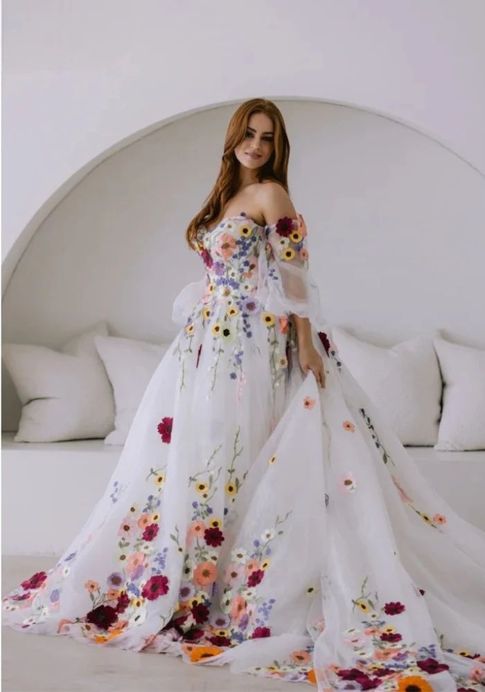 Brautkleid standesamt frau rund floral